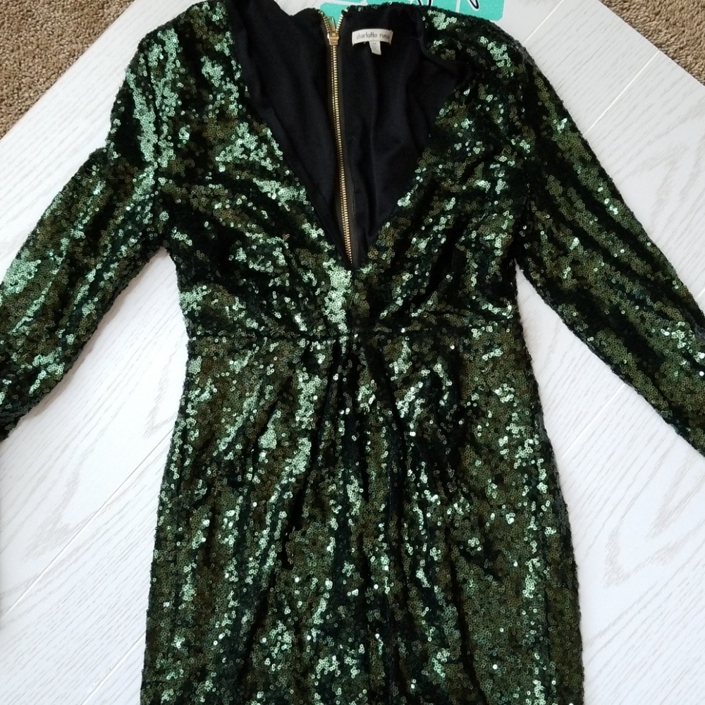 Medium Sequin Holiday Green Dress
